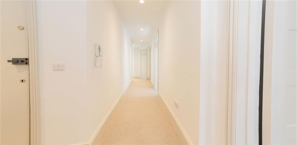 			3 Bedroom, 1 bath, 1 reception Flat			 Castellain Road, MAIDA VALE